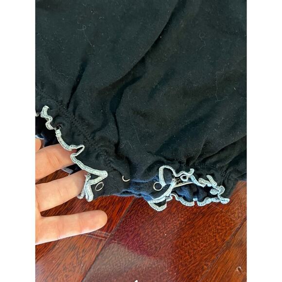 Baby Las Vegas Knights Hockey onesie 0-3 months Hockey in my heart black gold - Picture 5 of 5